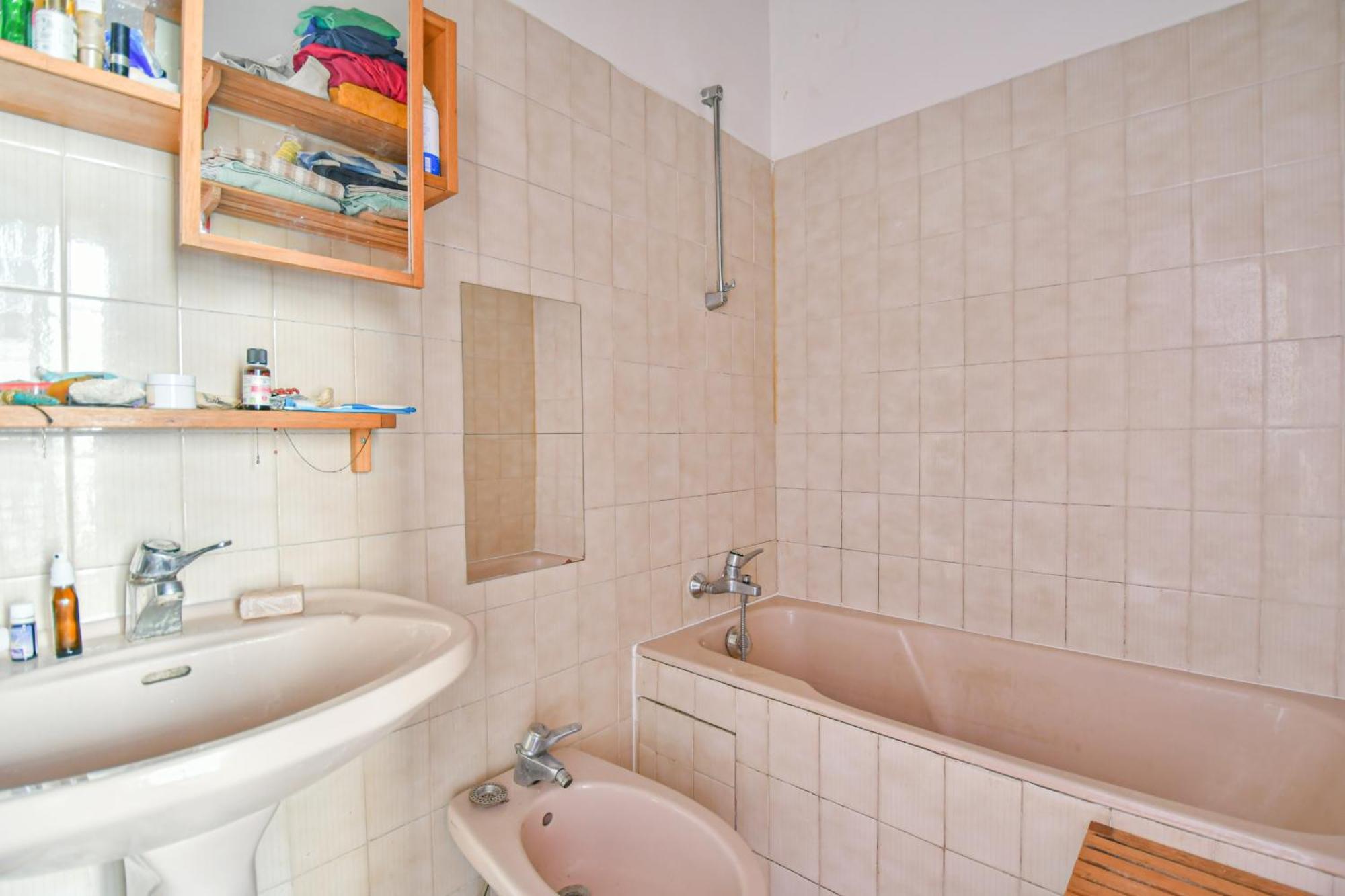 Charming, Light-filled & Calm Bedroom In Paris, Ideal Location Gasthuis